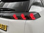 Peugeot 2008 SUV GT Pack 130pk Automaat | Navigatie | Schuif-/kanteldak | FOCAL Premium HiFi | Achteruitrijcamera | Climate Control | Adaptieve Cruise Control | Parkeersensoren v+a | Full Led koplampen | 3D Cockpit | Keyless | Leder/Alcantara | Stoelverwarming | Dodehoeksensor | DAB+ radio | Apple Carplay / Android Auto | Donker getint glas | 18" lichtmetalen velgen |