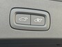 Volvo V60 2.0 T8 Plug-in hybrid AWD Ultra Dark | Custom uitlaat systeem | Bowers & Wilkins | Zwarte hemel | Massage | Stoel ventilatie + Verwarming | Panorama Schuifdak | HUD | Adaptieve Cruise | BLIS | 360° Camera |Polestar optimized