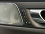 Volvo V60 2.0 T8 Plug-in hybrid AWD Ultra Dark | Custom uitlaat systeem | Bowers & Wilkins | Zwarte hemel | Massage | Stoel ventilatie + Verwarming | Panorama Schuifdak | HUD | Adaptieve Cruise | BLIS | 360° Camera |Polestar optimized