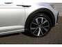 Volkswagen Taigo 1.5 TSI R-Line DSG (Panoramadak Carplay ACC Keyless Camera Trekhaak IQ-Light 18InchLMV Pdc V+A)
