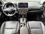 Hyundai Kona 1.6 GDI HEV Premium / Eerste Eigenaar / Dealer Onderhouden / Trekhaak / 1300 KG Trekgewicht / Stoel Verwarming+Verkoeling / Head-Up Display / Elektrische Stoelen / Lederen Bekleding / Adaptive Cruise / Apple Carplay&Android Auto