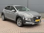 Hyundai Kona 1.6 GDI HEV Premium / Eerste Eigenaar / Dealer Onderhouden / Trekhaak / 1300 KG Trekgewicht / Stoel Verwarming+Verkoeling / Head-Up Display / Elektrische Stoelen / Lederen Bekleding / Adaptive Cruise / Apple Carplay&Android Auto