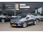 Renault Clio 0.9 TCe Limited TREKHAAK/ NAVIGATIE/ HILL HOLD