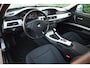 BMW 3-Serie Touring 318i Business Line 143 PK Aut. Navi Clima Cruise Trekhaak PDC 17''