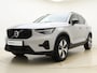 Volvo XC40 T5 262pk Plug-in hybrid Plus Dark / Elektr. Stoelen / Harman&Kardon Audio / Trekhaak / ACC / BLIS / PDC + Camera / DAB+ / Stoel + Stuurw. Verwarming /