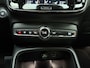 Volvo XC40 T5 262pk Plug-in hybrid Plus Dark / Elektr. Stoelen / Harman&Kardon Audio / Trekhaak / ACC / BLIS / PDC + Camera / DAB+ / Stoel + Stuurw. Verwarming /