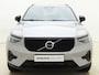 Volvo XC40 T5 262pk Plug-in hybrid Plus Dark / Elektr. Stoelen / Harman&Kardon Audio / Trekhaak / ACC / BLIS / PDC + Camera / DAB+ / Stoel + Stuurw. Verwarming /