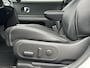 Hyundai Ioniq 5 Lounge AWD 77.4 kWh Automaat 325Pk / SOH 100% / Panoramadak / Dealer onderhouden / 1.600 kg Trekhaak / Fabrieksgarantie tot 2-2027 / 8 Jaar Batterij Garantie / Warmtepomp / ACC / HUD / 360 Camera / Elektr. Stoelen / Stoel Verwarming / Stoel Ventilatie / Stuurwiel Verwarming / Achterbank Verwarming / BOSE Audio / Lederen Bekleding / Apple Carplay & Android Auto /