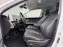 Hyundai Ioniq 5 Lounge AWD 77.4 kWh Automaat 325Pk / SOH 100% / Panoramadak / Dealer onderhouden / 1.600 kg Trekhaak / Fabrieksgarantie tot 2-2027 / 8 Jaar Batterij Garantie / Warmtepomp / ACC / HUD / 360 Camera / Elektr. Stoelen / Stoel Verwarming / Stoel Ventilatie / Stuurwiel Verwarming / Achterbank Verwarming / BOSE Audio / Lederen Bekleding / Apple Carplay & Android Auto /