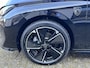 Peugeot e-308 SW GT Avantage EV 54 kWh | Nieuwe Auto | Tot 8 jaar Garantie | Tot 420 Km WLTP | Alcantara Executive Pack | 360 Graden Camera | Navigatie | Stoelverwarming & Massage | Warmtepomp | Draadloze Telefoonlader | Keyless Entry | Elektrische Kofferklep | 18" Lichtmetalen Velgen | Climate Control | Adaptieve Cruise Control met Drive Assist | Full LED Verlichting |