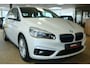 BMW 2-Serie Active Tourer 225xe iPerformance Centennial High Executive Pano, Navi, Xenon, Plugin17"inch, Stoelverwarming, 225PK!