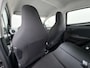 Peugeot 108 1.0I e-VTi 5Drs Airco Bluetooth Elektrische Ramen Centrale Vergrendeling Afstandbediend Active Mistlampen Led Isofix ESP Stuurbekrachtiging Pack Premium Origineel Nederlandse Auto Dealeronderhouden
