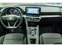 SEAT Leon Sportstourer 1.5 eTSI FR Business Intense  Panoramadak Wegklapbare Trekhaak Virtiueel Cockpit 150pk