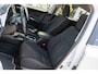 Toyota RAV4 2.5 Hybrid Dynamic NAVI/PDC/CARPLAY/LMV