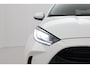 Toyota Yaris 1.5 Hybrid 115 Dynamic | Apple Carplay / Android Auto | Dodehoek detectie | Parkeersensoren voor/achter | Stoel-/stuurverwarming | Adaptive Cruise | Clima | Keyless | Camera | 16 inch