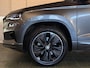 Skoda Karoq 1.5 TSI ACT Sportline Business DSG Pano Virtual ACC Trekhaak Stoelverw 18''