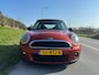 MINI One Mini 1.6 MINIMALIST Business Line de auto is goed onderhouden en beschikt over diverse opties.
