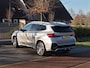 BMW iX1 xDrive30 Launch Edition 67 kWh | M-Pakket | Harman Kardon | Sfeerverlichting | Camera | Apple Carplay | NL-Auto |