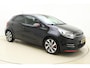 Kia Rio 1.2 CVVT ExecutiveLine Navigatie | Achteruitrijcamera | Cruise control | Trekhaak | Climate control | Lichtmetalen velgen 17'' |