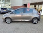 Toyota Yaris 1.5 Hybrid EXECUTIVE TREKHAAK NAVI CAMERA CRUISE BLUETOOTH CLIMA LM-VELGEN PRIVACY GLASS NL-AUTO 1E-EIG