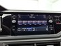 Volkswagen Polo 1.0 TSI R-Line Edition 95 PK Automaat | Panoramadak | Apple Carplay | 17" Lichtmetalen velgen | IQ Lights | Camera | Ruiten getint | Keyless access | Stoelverwarming | Climate control |