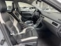 Volvo V70 2.0T R-Edition Rijklaar+Garantie, Trekhaak, Leder interieur, top onderhoud...