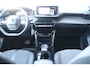Peugeot 208 1.2 PURETECH 100PK ALLURE AUTOMAAT / NAVI / LEDER / CLIMA / PDC / 16" LMV / CAMERA / WINTERPAKKET / CRUISECONTROL / I-COCKPIT / FULL-LED / 1E EIGENAAR / NIEUWSTAAT !!