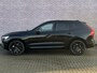 Volvo XC60 T6 Plug-in hybrid AWD Ultra Black Edition | Google | Long Range | Adaptieve Cruise Control | Schuif-/Kanteldak | Keyless | Bowers & Wilkins Audio | Gelamineerd Glas Rondom | Dodehoekdetectie | Zitverlenging | 360 Camera | Stoelverwarming Voor + Achter | Memory | Elek. Stoelen | Stuurverwarming | Getint Glas | Elek. Achterklep | 21" LM