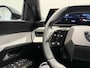 Peugeot 5008 1.2 Hybrid 145 Allure | 21%-Btw Vrije Weken! | Automaat | Climate Control | Navigatie | Apple Carplay / Android Auto | Camera | Verwarmde stoelen |