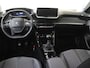 Peugeot 2008 1.2 PureTech Allure Pack | Stoelverwarming | Camera | Carplay | Navigatie |
