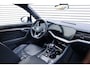 Volkswagen Touareg 3.0 Tsi 4MOTION R | Pano | Nachtzicht | Trekhaak | Massage | Ventilatie | HUD | ACC |