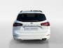 Ford Focus Wagon 1.0 EcoBoost Hybrid ST Line X | Dealer onderhouden | Automaat | Panorama dak | Driver assistance pack | Winter pack | Elektrische achterklep | Draadloos opladen mobiel | Head-up display | Parkeersensoren voor en achter | Achteruitrijcamera | Navigatie | Apple carplay & Android auto |