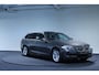 BMW 5-Serie Touring 528xi | Stoelverwarming | Parkeersensoren v/a