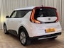 Kia e-Soul ExecutiveLine 64 kWh *Warmtepomp* Leder / Stoelkoeling / SOH 100% / CarPlay / Camera / Full Option