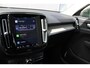 Volvo XC40 B3 Core | Lederen bekleding | Stoel verwarming | All Season banden
