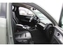 Volvo XC40 B3 Core | Lederen bekleding | Stoel verwarming | All Season banden