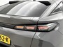 Peugeot 408 Allure Hybrid 145pk Automaat | Navigatie | Achteruitrijcamera | Adaptieve Cruise Control | Climate Control | Parkeersensoren | Keyless | Draadloze Apple Carplay / Android Auto | DAB+ radio | Bluetooth | Armsteun | Led koplampen | Digitaal instrumentenpaneel | Donker getint glas | 17" lichtmetalen velgen |