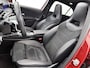 Mercedes-Benz A-klasse 180 AMG Line Plus | Panoramadak | 360° camera | Elektrische Stoelen | Sfeerverlichting | Apple Carplay | Inclusief 24 maanden MB Certified garantie voor Europa.