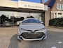 Toyota Corolla Touring Sports 1.8 Hybrid Dynamic Manhattan Grey, mooiste kleur Automaat stoel- en stuurverwaming / parkeersensoren voor en achter / Blind Spot Monitor / afneembare trekhaak / winterbandenset / Apple Carplay / Android Auto / parkeercamera / Toyota 10 jaar garantie progr