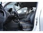 BMW X1 sDrive20i VDL Nedcar Edition | HUD | LEDER | TREKHAAK |