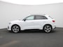 Audi Q3 35 TFSI S edition Competition | Automaat | S-line | Optiek zwart | Trekhaak | 19 Inch Velgen | Stoelverwarming | Airco | cruise control |