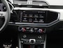 Audi Q3 35 TFSI S edition Competition | Automaat | S-line | Optiek zwart | Trekhaak | 19 Inch Velgen | Stoelverwarming | Airco | cruise control |