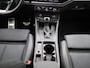Audi Q3 35 TFSI S edition Competition | Automaat | S-line | Optiek zwart | Trekhaak | 19 Inch Velgen | Stoelverwarming | Airco | cruise control |