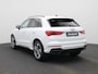 Audi Q3 35 TFSI S edition Competition | Automaat | S-line | Optiek zwart | Trekhaak | 19 Inch Velgen | Stoelverwarming | Airco | cruise control |
