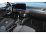 Ford Focus 1.0-155pk EcoBoost Mild-Hybrid Active X AUTOMAAT ! In nieuwstaat ! Slechts 6.250km ! Autm. airco dual, stoel-, stuur- en voorraamverw., navigatie, telefoonvoorb., LED verl., camera, parkeersensoren v+a, cruise control, trekhaak etc.
