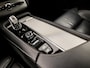 Volvo XC90 2.0 T8 Twin Engine AWD Inscription 7 Persoons 408Pk Automaat (PANORAMADAK, APPLE CARPLAY, GROOT NAVI, MEMORY SEATS, 360 CAMERA, MASSAGE, GETINT GLAS, TREKHAAK, ELEK ACHTERKLEP, NIEUWSTAAT)