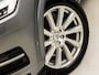 Volvo XC90 2.0 T8 Twin Engine AWD Inscription 7 Persoons 408Pk Automaat (PANORAMADAK, APPLE CARPLAY, GROOT NAVI, MEMORY SEATS, 360 CAMERA, MASSAGE, GETINT GLAS, TREKHAAK, ELEK ACHTERKLEP, NIEUWSTAAT)