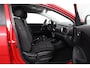 Kia Stonic 1.0 T-GDi MHEV DynamicPlusLine - Stoelverwarming - Stuurverwarming - Keyless entry - Fabrieksgarantie tot 02-2032