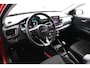 Kia Stonic 1.0 T-GDi MHEV DynamicPlusLine - Stoelverwarming - Stuurverwarming - Keyless entry - Fabrieksgarantie tot 02-2032