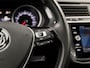 Volkswagen Tiguan 2.0 TSI 4Motion Highline 190Pk Automaat (PANORAMADAK, GROOT NAVI, HEAD-UP DISPLAY, 360 CAMERA, TREKHAAK, SPORTSTOELEN, GETINT GLAS, ELEK ACHTERKLEP, ADAPTIVE CRUISE, NIEUWSTAAT)